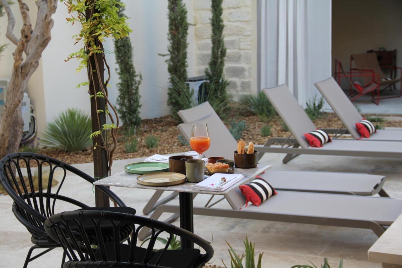 Marcelle En Camargue Hotel Aigues-Mortes Exterior foto